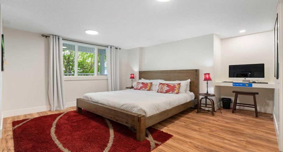Bedroom 2- Lower