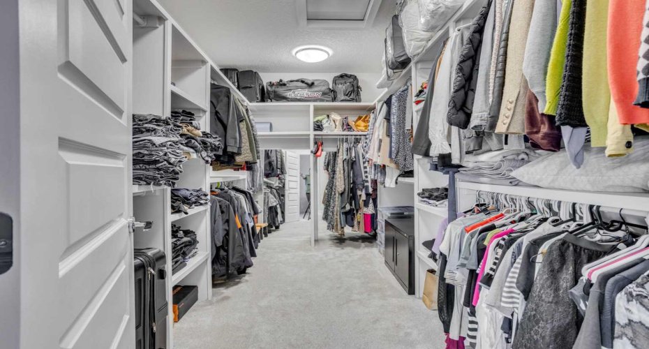 Walk in Closet