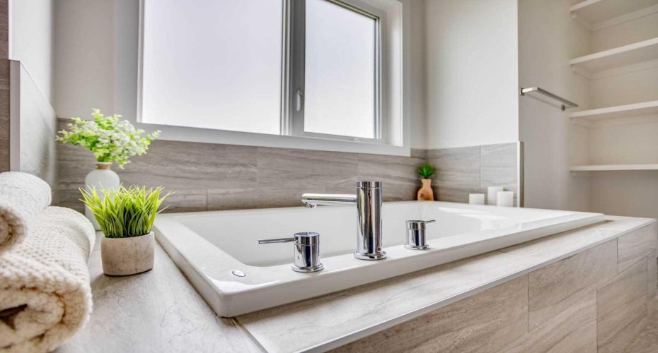Soaker Tub