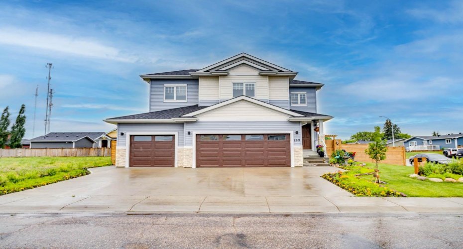 Triple Garage