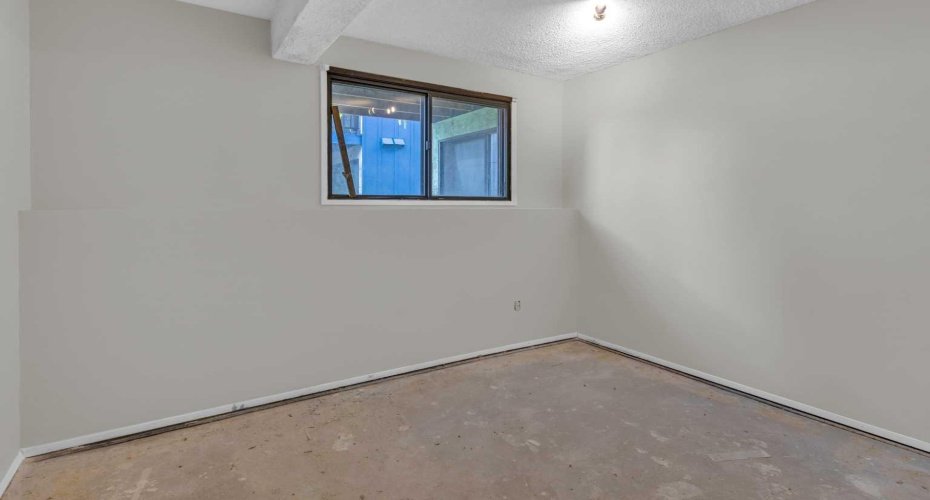 4347 70 Street, Calgary, Alberta T3B2K4, 3 Bedroom Bedrooms, 0 ,2 BathroomBathrooms,Residential,For Sale,70,0,A2326727