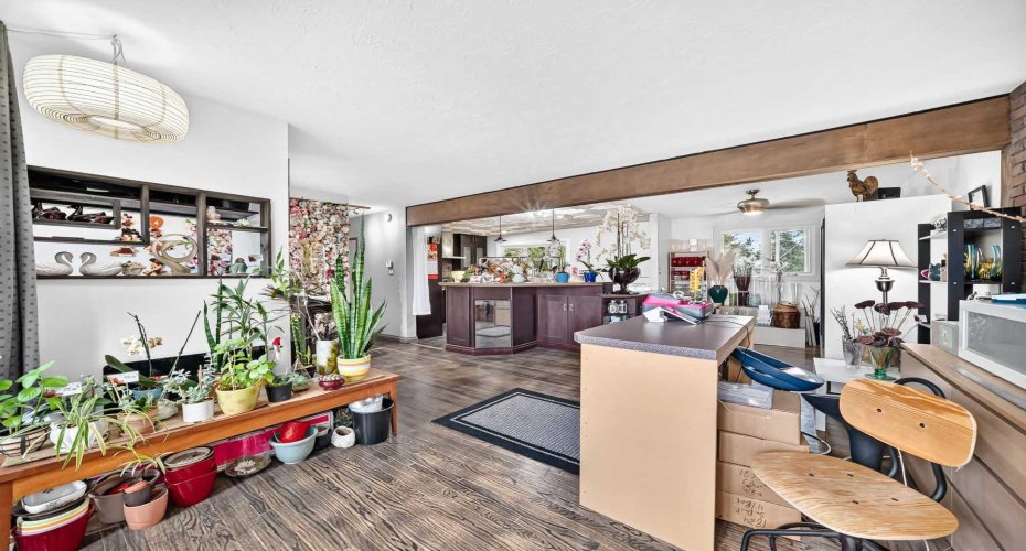 4832 Worcester Drive, Calgary, Alberta T3C3L6, 5 Bedroom Bedrooms, 0 ,2 BathroomBathrooms,Residential,For Sale,Worcester,0,A2326753