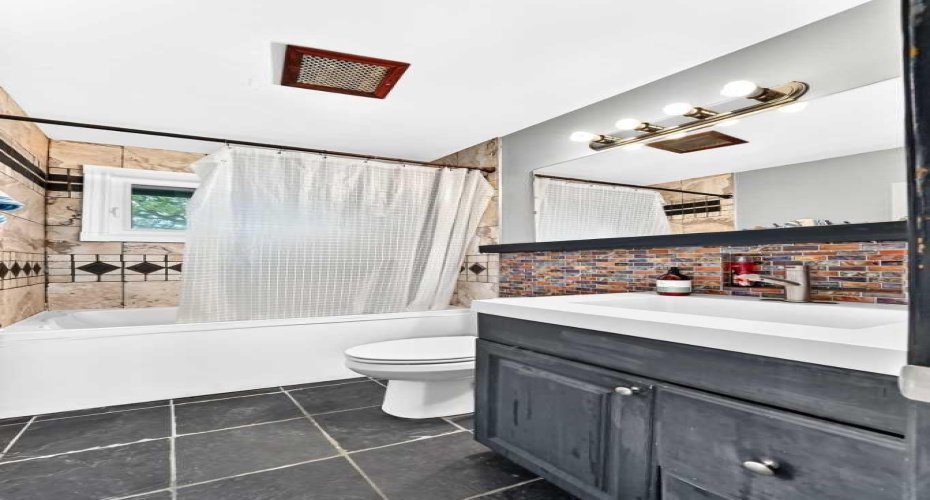 4832 Worcester Drive, Calgary, Alberta T3C3L6, 5 Bedroom Bedrooms, 0 ,2 BathroomBathrooms,Residential,For Sale,Worcester,0,A2326753