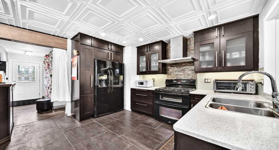 4832 Worcester Drive, Calgary, Alberta T3C3L6, 5 Bedroom Bedrooms, 0 ,2 BathroomBathrooms,Residential,For Sale,Worcester,0,A2326753