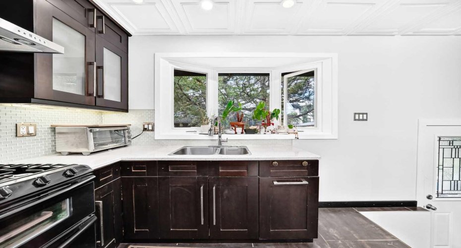 4832 Worcester Drive, Calgary, Alberta T3C3L6, 5 Bedroom Bedrooms, 0 ,2 BathroomBathrooms,Residential,For Sale,Worcester,0,A2326753