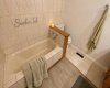 SOAKING TUB