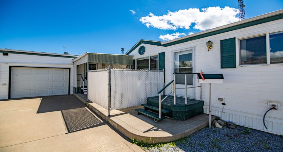 37534 England Way, Rural Red Deer County, Alberta T4S2C3, 2 Bedroom Bedrooms, 0 ,2 BathroomBathrooms,Mobile,For Sale,England,0,A2326764