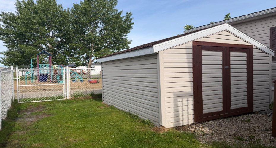 10615 88 Street, Grande Prairie, Alberta T8X 1P5, 3 Bedroom Bedrooms, 0 ,2 BathroomBathrooms,Mobile,For Sale,88,0,A2326765
