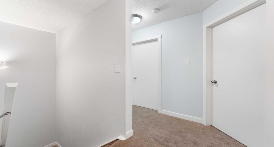 1620 27 Avenue, Calgary, Alberta T2T 1G6, 2 Bedroom Bedrooms, 0 ,3 BathroomBathrooms,Residential,For Sale,27,0,A2326784
