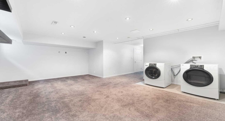 1620 27 Avenue, Calgary, Alberta T2T 1G6, 2 Bedroom Bedrooms, 0 ,3 BathroomBathrooms,Residential,For Sale,27,0,A2326784