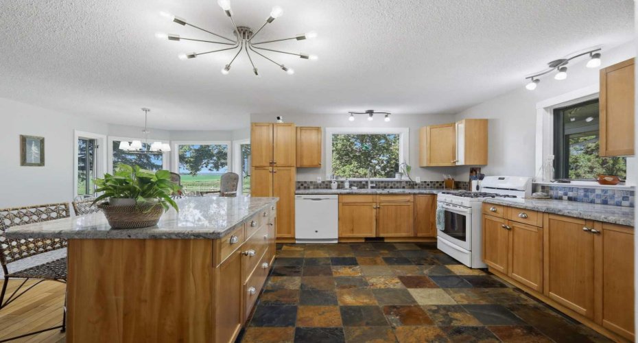 41416 Range Road 34, Rural Lacombe County, Alberta T0C 2J0, 6 Bedroom Bedrooms, 0 ,4 BathroomBathrooms,Residential,For Sale,Range Road 34,0,A2326801