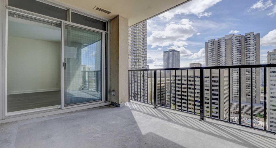 930 6 Avenue, Calgary, Alberta T2P 1J3, 1 Bedroom Bedrooms, 0 ,1 BathroomBathrooms,Residential,For Sale,6,0,A2326811