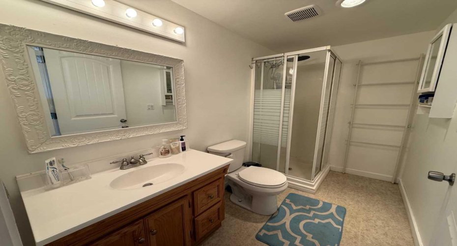 304 5 Avenue, Hanna, Alberta T0J 1P0, 3 Bedroom Bedrooms, 0 ,2 BathroomBathrooms,Residential,For Sale,5,0,A2326822