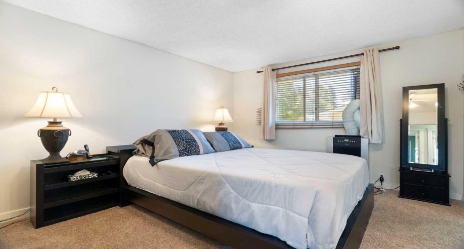 76 Pinebrook Close, Calgary, Alberta T1Y 3X5, 4 Bedroom Bedrooms, 0 ,3 BathroomBathrooms,Residential,For Sale,Pinebrook,0,A2326850