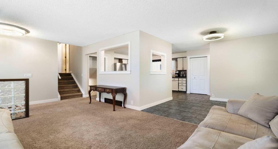 76 Pinebrook Close, Calgary, Alberta T1Y 3X5, 4 Bedroom Bedrooms, 0 ,3 BathroomBathrooms,Residential,For Sale,Pinebrook,0,A2326850