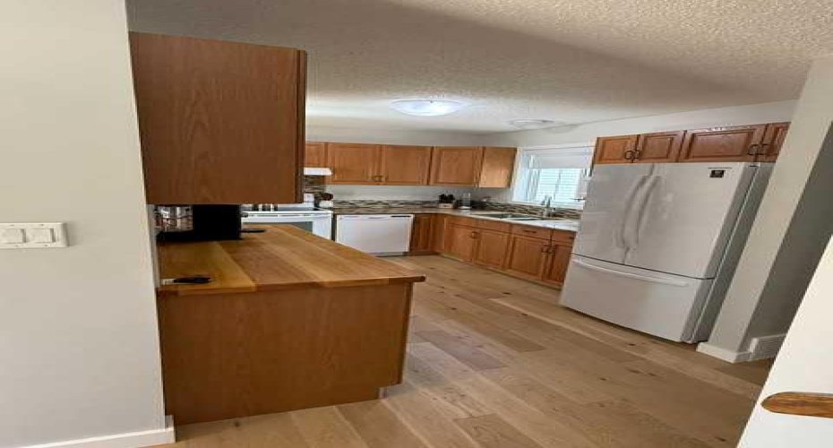 10220 106 Street, High Level, Alberta T0H 1Z0, 3 Bedroom Bedrooms, 0 ,2 BathroomBathrooms,Residential,For Sale,106,0,A2326890