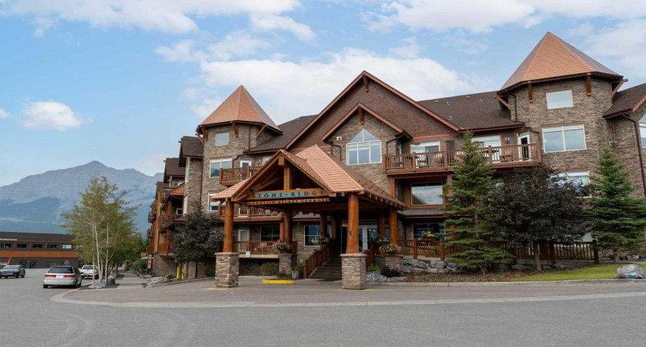 30 Lincoln Park, Canmore, Alberta T1W 3E9, 2 Bedroom Bedrooms, 0 ,2 BathroomBathrooms,Residential,For Sale,Lincoln,0,A2326894