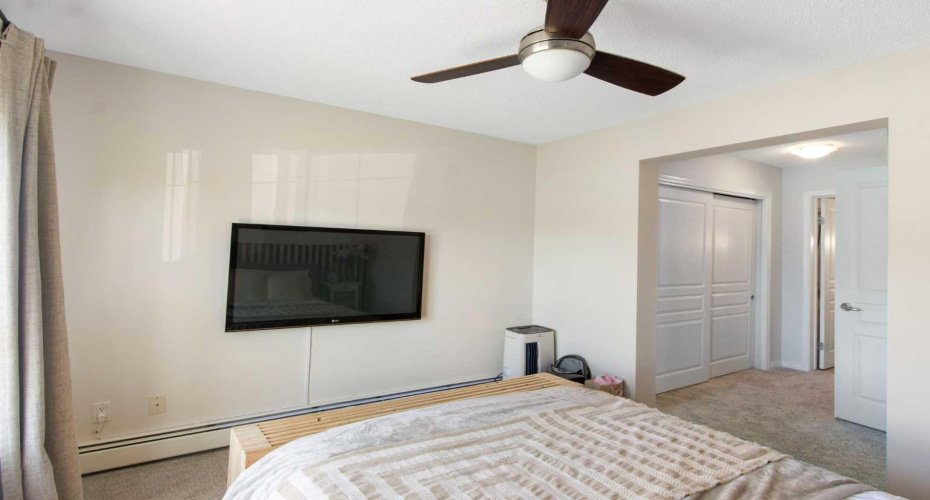 22 Richard Place, Calgary, Alberta T3E7N6, 2 Bedroom Bedrooms, 0 ,2 BathroomBathrooms,Residential,For Sale,Richard,0,A2326901