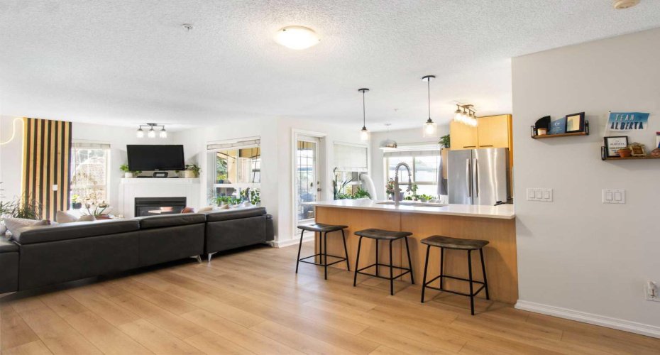22 Richard Place, Calgary, Alberta T3E7N6, 2 Bedroom Bedrooms, 0 ,2 BathroomBathrooms,Residential,For Sale,Richard,0,A2326901