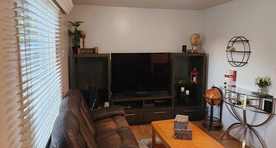 5111 53 Street, Mannville, Alberta T0B 2W0, 1 Bedroom Bedrooms, 0 ,1 BathroomBathrooms,Residential,For Sale,53,0,A2326910