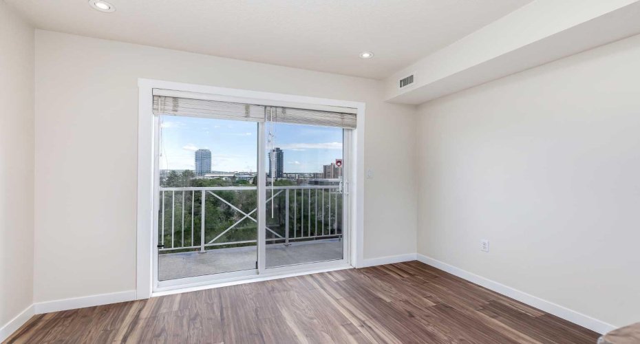 1540 17 Avenue, Calgary, Alberta T2C 0C8, 1 Bedroom Bedrooms, 0 ,2 BathroomBathrooms,Residential,For Sale,17,0,A2326912