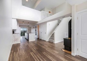 1540 17 Avenue, Calgary, Alberta T2C 0C8, 1 Bedroom Bedrooms, 0 ,2 BathroomBathrooms,Residential,For Sale,17,0,A2326912