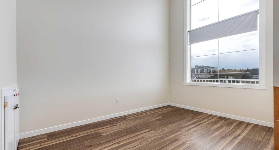 1540 17 Avenue, Calgary, Alberta T2C 0C8, 1 Bedroom Bedrooms, 0 ,2 BathroomBathrooms,Residential,For Sale,17,0,A2326912