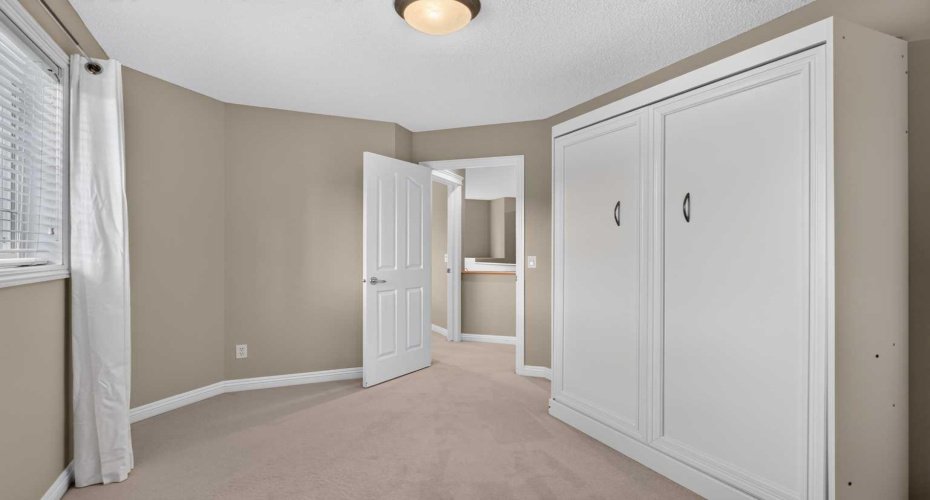 25 Panamount Rise, Calgary, Alberta T3K 6B6, 4 Bedroom Bedrooms, 0 ,4 BathroomBathrooms,Residential,For Sale,Panamount,0,A2326913