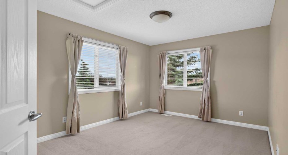 25 Panamount Rise, Calgary, Alberta T3K 6B6, 4 Bedroom Bedrooms, 0 ,4 BathroomBathrooms,Residential,For Sale,Panamount,0,A2326913