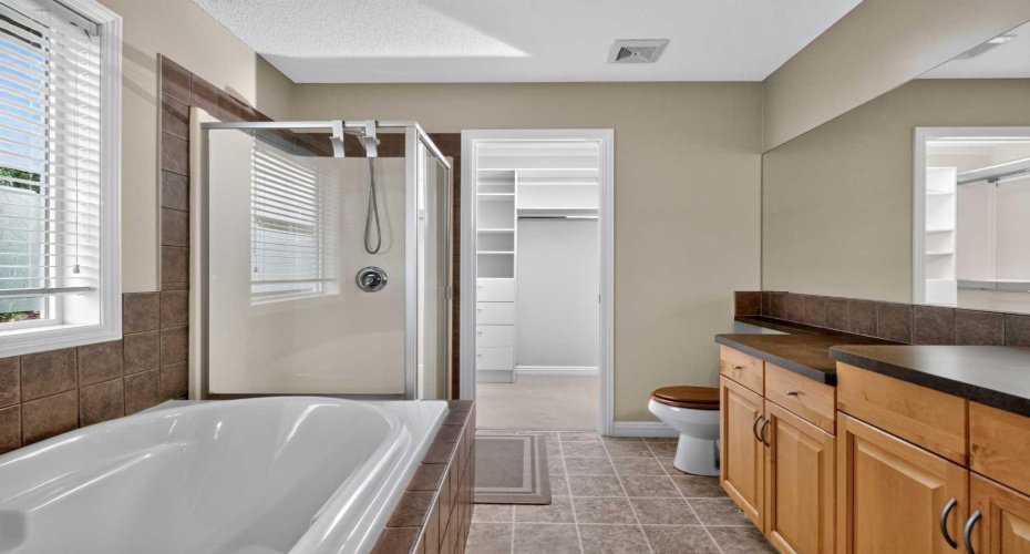 25 Panamount Rise, Calgary, Alberta T3K 6B6, 4 Bedroom Bedrooms, 0 ,4 BathroomBathrooms,Residential,For Sale,Panamount,0,A2326913