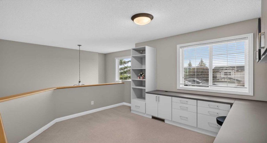 25 Panamount Rise, Calgary, Alberta T3K 6B6, 4 Bedroom Bedrooms, 0 ,4 BathroomBathrooms,Residential,For Sale,Panamount,0,A2326913