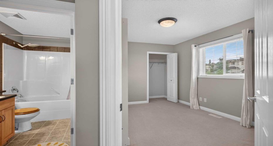 25 Panamount Rise, Calgary, Alberta T3K 6B6, 4 Bedroom Bedrooms, 0 ,4 BathroomBathrooms,Residential,For Sale,Panamount,0,A2326913