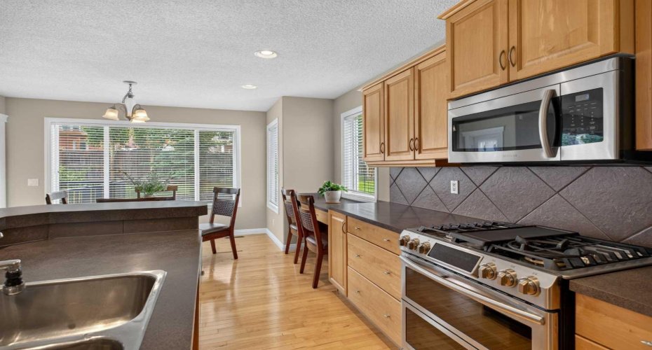 25 Panamount Rise, Calgary, Alberta T3K 6B6, 4 Bedroom Bedrooms, 0 ,4 BathroomBathrooms,Residential,For Sale,Panamount,0,A2326913