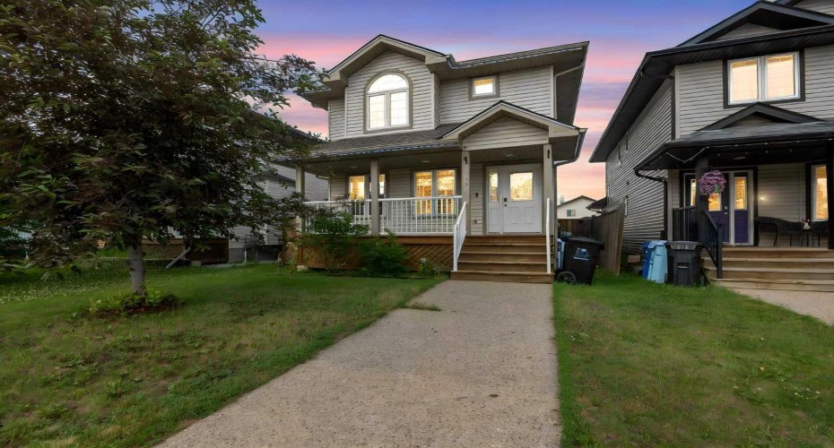 129 Huckleberry Street, Fort McMurray, Alberta T9K 0N7, 4 Bedroom Bedrooms, 0 ,3 BathroomBathrooms,Residential,For Sale,Huckleberry,0,A2326923
