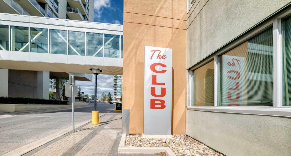 99 Spruce Place, Calgary, Alberta T3C3X7, 2 Bedroom Bedrooms, 0 ,2 BathroomBathrooms,Residential,For Sale,Spruce,0,A2326928
