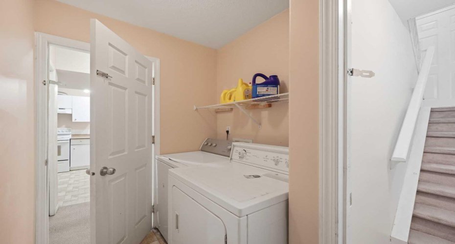 141 Tarawood Place, Calgary, Alberta T3J 5B4, 5 Bedroom Bedrooms, 0 ,3 BathroomBathrooms,Residential,For Sale,Tarawood,0,A2326942