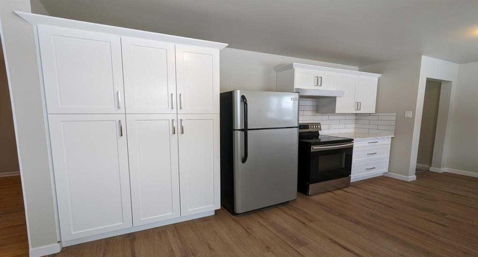 Photo taken prior to tenant occupancy.