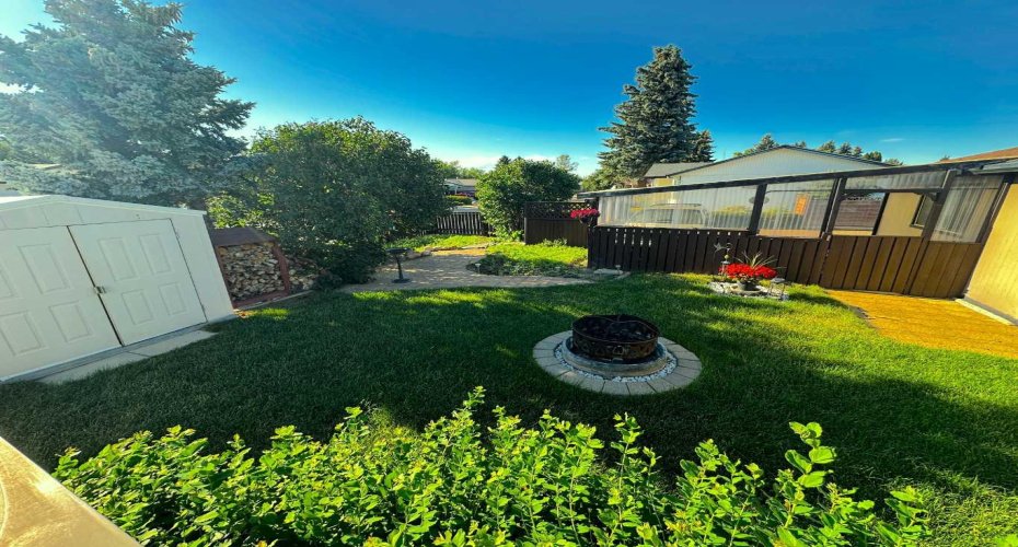 129 Greenview Close, Lethbridge, Alberta T1H4K8, 3 Bedroom Bedrooms, 0 ,3 BathroomBathrooms,Residential,For Sale,Greenview,0,A2326952