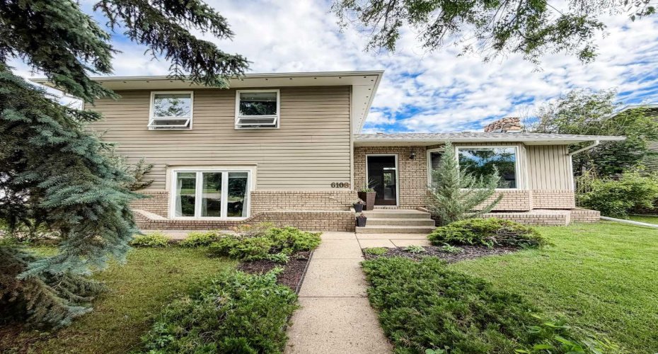 6108 41 Avenue, Stettler, Alberta T4K 1H2, 4 Bedroom Bedrooms, 0 ,3 BathroomBathrooms,Residential,For Sale,41,0,A2326960