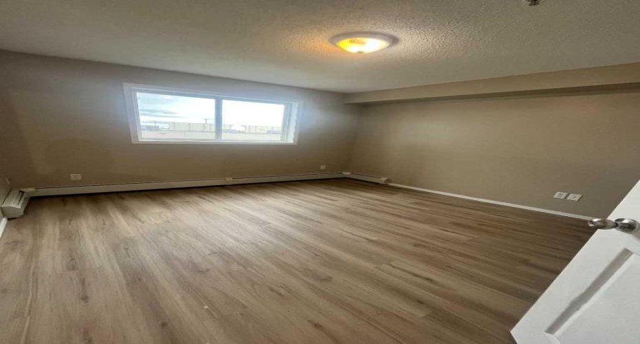 4975 130 Avenue, Calgary, Alberta T2Z 4M5, 2 Bedroom Bedrooms, 0 ,2 BathroomBathrooms,Residential,For Sale,130,0,A2326964