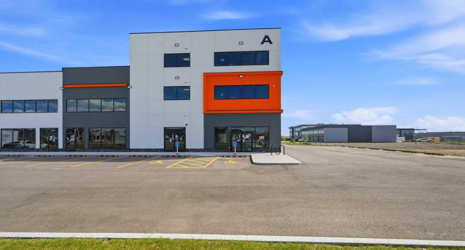 4117 109 Avenue, Calgary, Alberta T3N 2X5, 0 , 0 ,0,Commercial,For Lease,109,0,A2326975