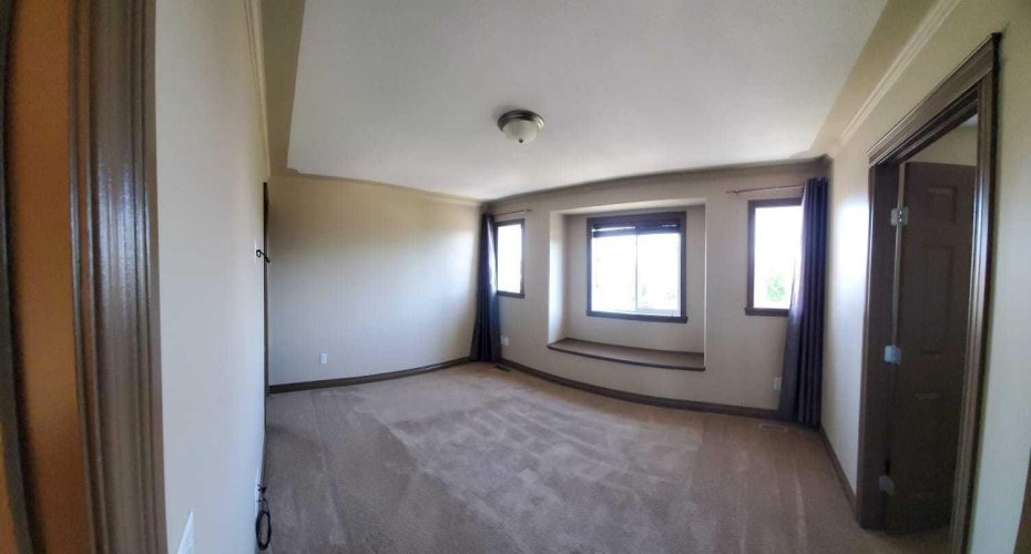 11311 Pinnacle Drive, Grande Prairie, Alberta T8W0E4, 3 Bedroom Bedrooms, 0 ,4 BathroomBathrooms,Rental,Pinnacle,0,A2327002