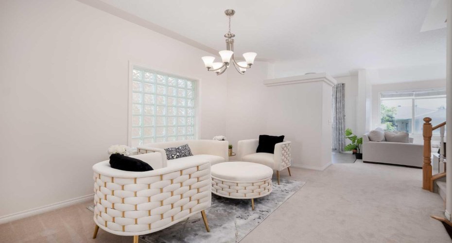 Flex/living or formal dining