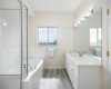 4pc Ensuite bath #2