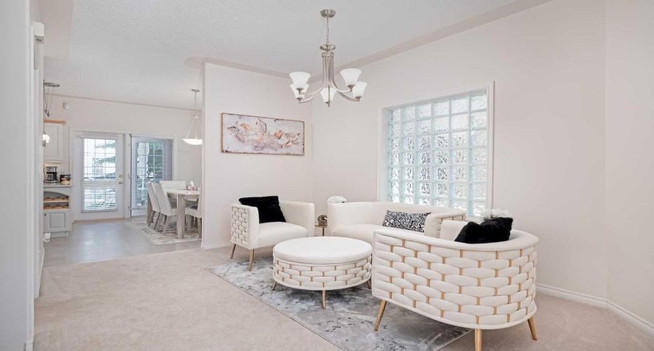 Flex/living or formal dining