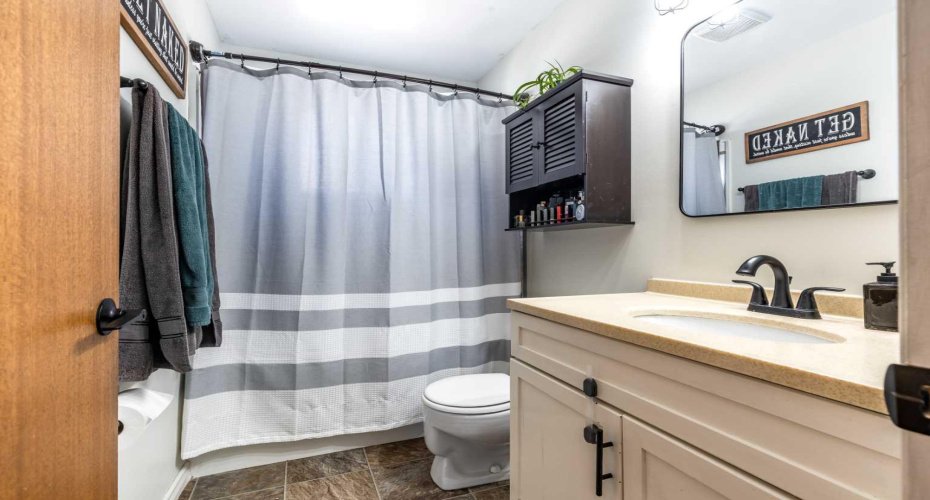 116 19 Street, Medicine Hat, Alberta T1C1B1, 3 Bedroom Bedrooms, 0 ,2 BathroomBathrooms,Residential,For Sale,19,0,A2327016