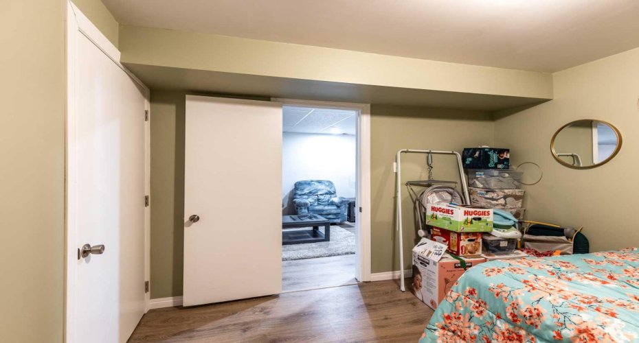 116 19 Street, Medicine Hat, Alberta T1C1B1, 3 Bedroom Bedrooms, 0 ,2 BathroomBathrooms,Residential,For Sale,19,0,A2327016