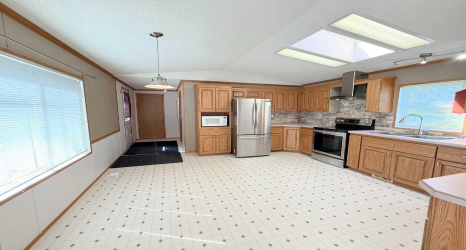 645045 Range Road 211, Rural Athabasca County, Alberta T0A 0M0, 3 Bedroom Bedrooms, 0 ,2 BathroomBathrooms,Residential,For Sale,Range Road 211,0,A2327057