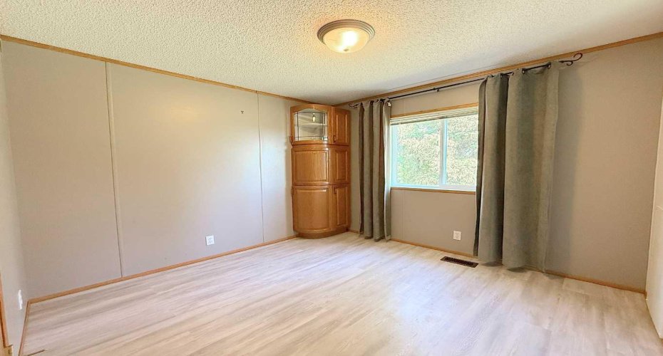 645045 Range Road 211, Rural Athabasca County, Alberta T0A 0M0, 3 Bedroom Bedrooms, 0 ,2 BathroomBathrooms,Residential,For Sale,Range Road 211,0,A2327057