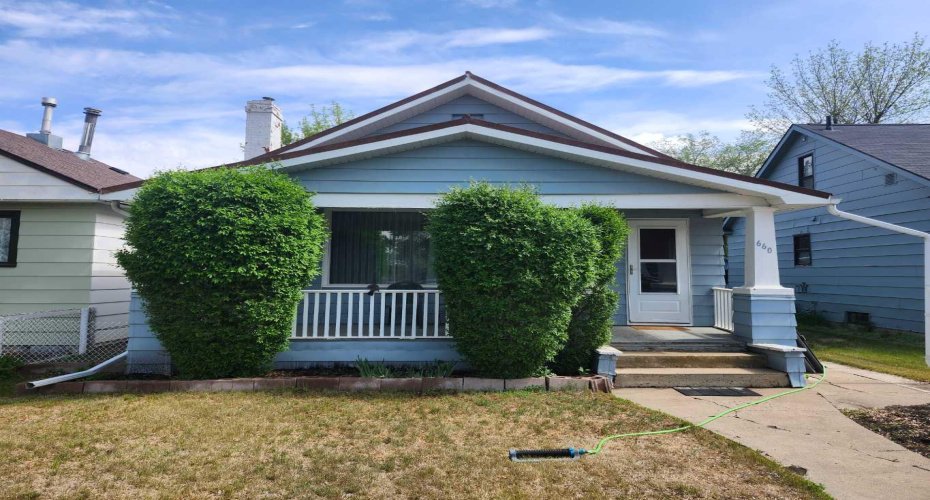 660 6 Avenue, Drumheller, Alberta T0J0Y5, 2 Bedroom Bedrooms, 0 ,1 BathroomBathrooms,Residential,For Sale,6,0,A2327078